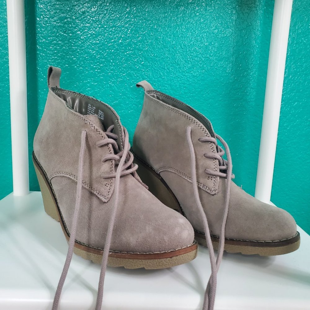 Sonoma Suede Lace Wedges